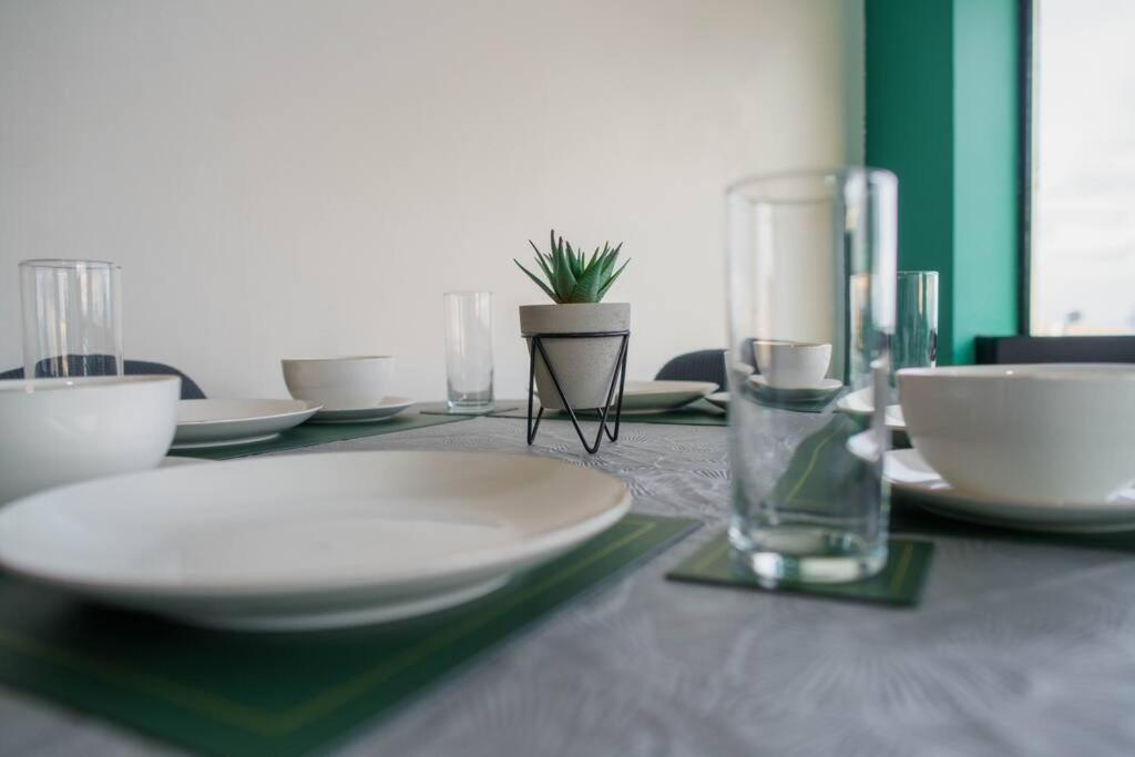 Manchester City Centre Apartment, Skyline View エクステリア 写真